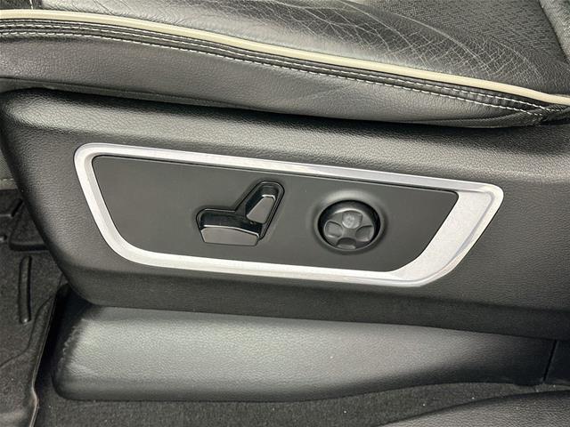 2019 Ram 1500 Laramie Crew Cab 4x4 57 Box