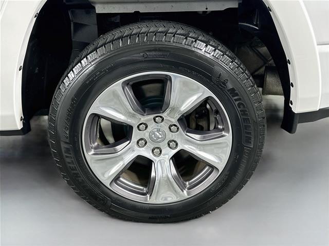 2019 Ram 1500 Laramie Crew Cab 4x4 57 Box
