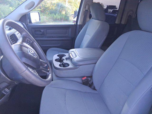 2019 Ram 1500 Big Horn/Lone Star Crew Cab 4x4 57 Box