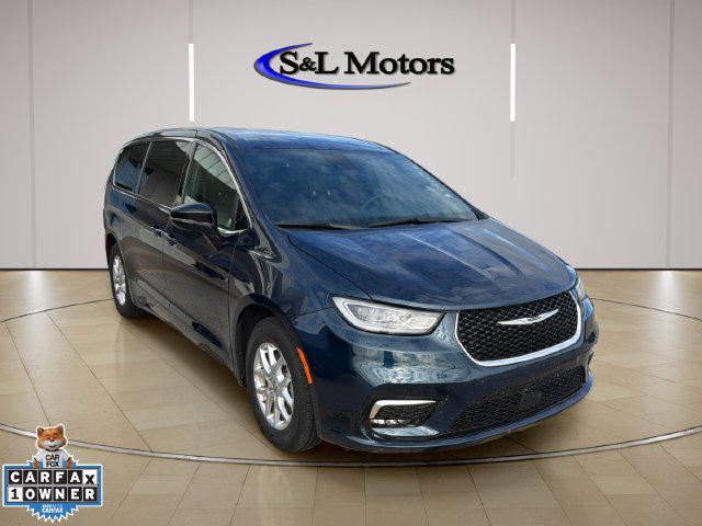 2025 Chrysler Pacifica Select for sale in Pulaski, WI