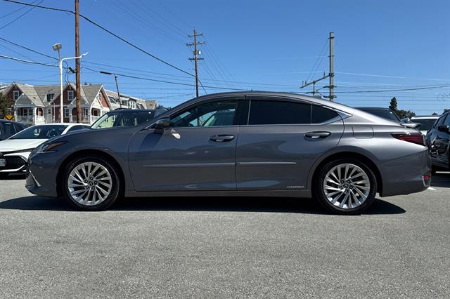 2021 Lexus ES ES 300h Luxury