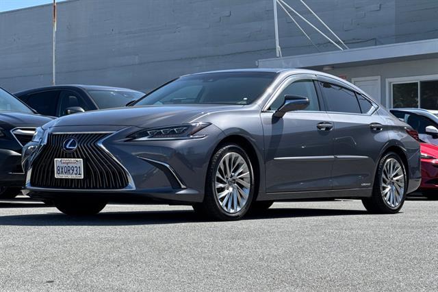 2021 Lexus ES ES 300h Luxury