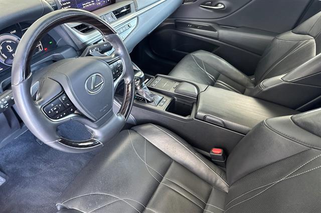 2021 Lexus ES ES 300h Luxury