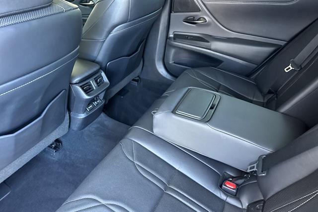 2021 Lexus ES ES 300h Luxury