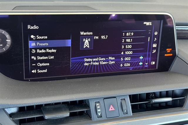 2021 Lexus ES ES 300h Luxury