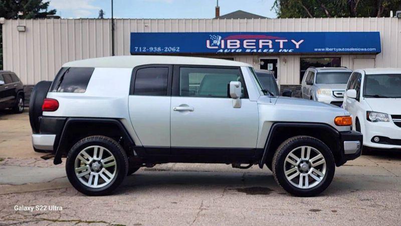 2007 Toyota FJ Cruiser Base for sale in Merrill, IA