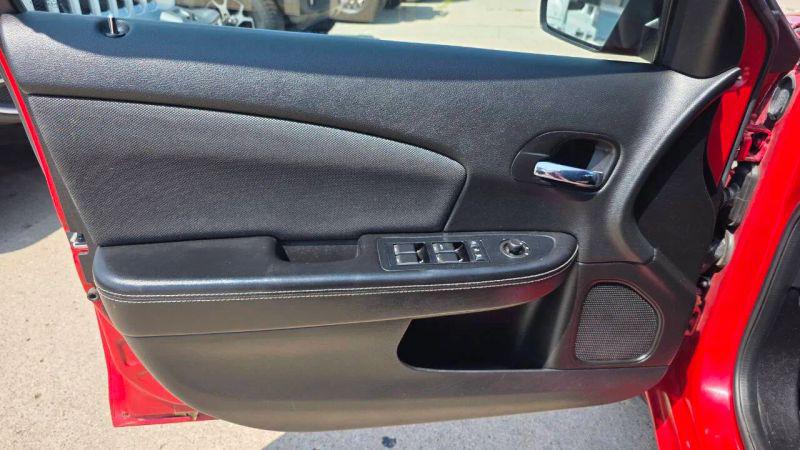 2014 Dodge Avenger SE