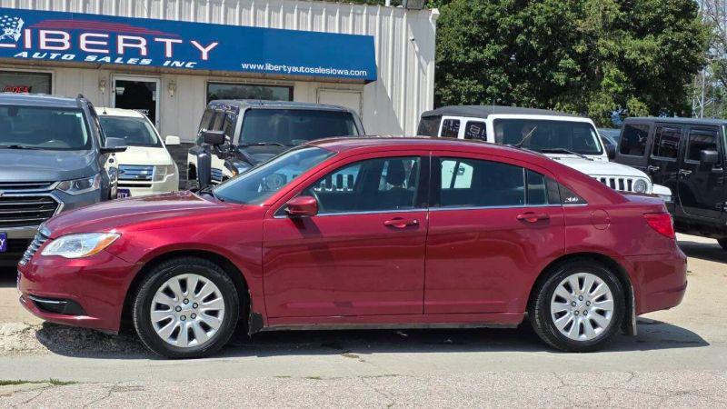 2014 Chrysler 200 LX