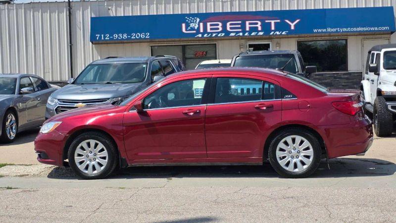 2014 Chrysler 200 LX