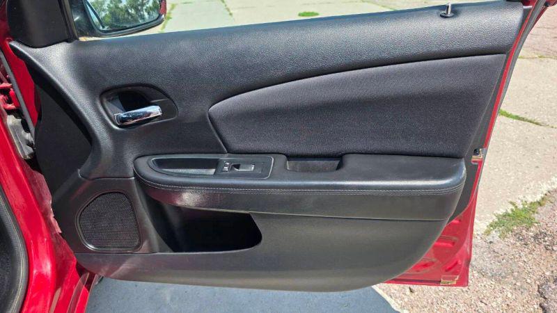 2014 Chrysler 200 LX