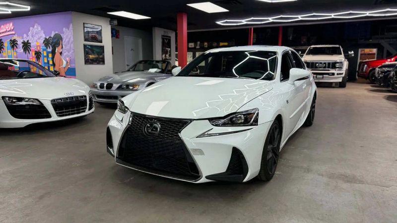 2018 Lexus IS 300 300 for sale in Shelby Township, MI