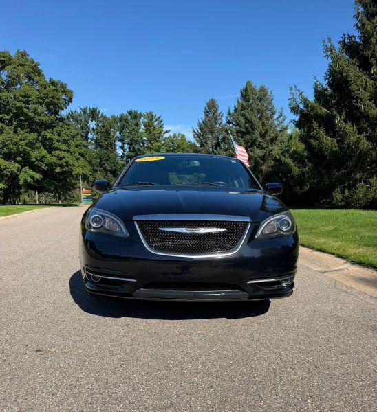 2013 Chrysler 200 Limited