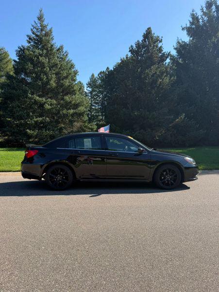 2013 Chrysler 200 Limited