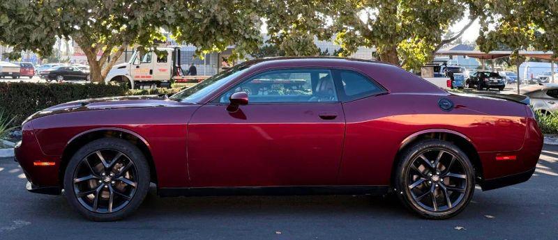 2021 Dodge Challenger SXT