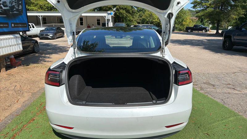 2020 Tesla Model 3 Standard Range Plus Rear-Wheel Drive
