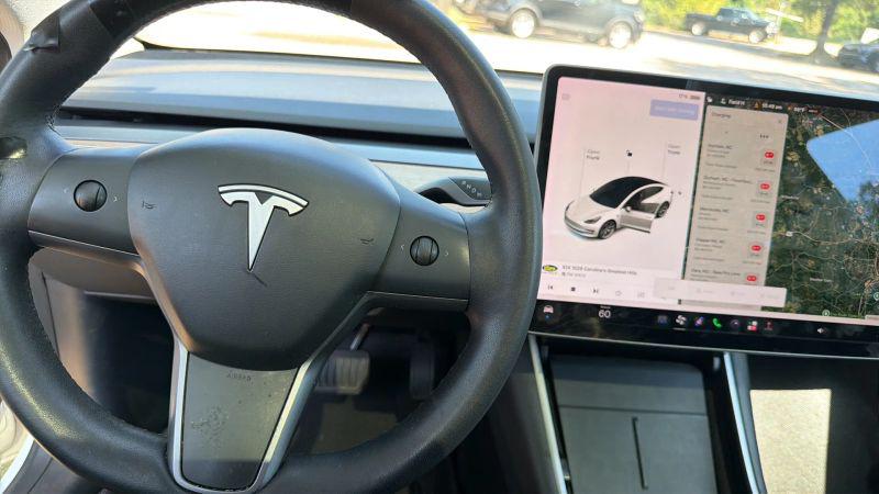 2020 Tesla Model 3 Standard Range Plus Rear-Wheel Drive