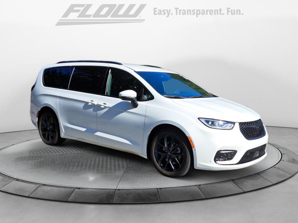/2023 Chrysler Pacifica