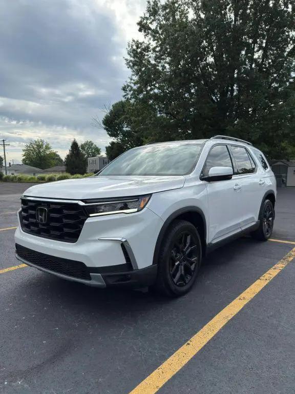 2025 Honda Pilot Touring for sale in Wickliffe, OH