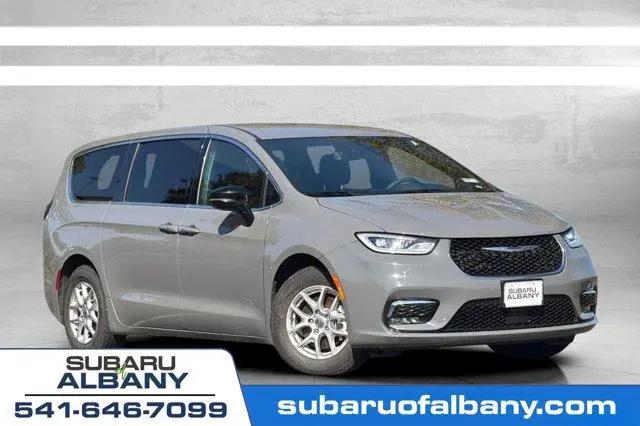 2025 Chrysler Pacifica Select for sale in Albany, OR