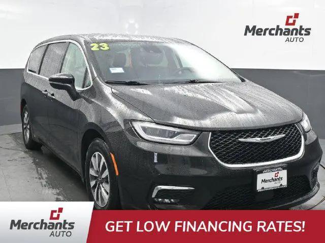 2023 Chrysler Pacifica Hybrid Touring L for sale in Hooksett, NH