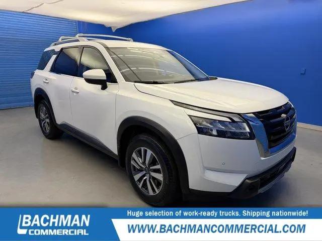 2024 Nissan Pathfinder SL 4WD for sale in Louisville, KY