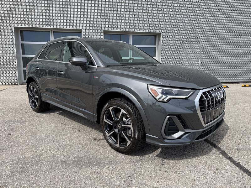 Gray (Daytona Grey Pearl) 2025 Audi Q3 SUV / Crossover Automatic
