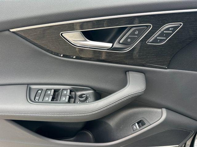 2026 Audi Q8 Premium Plus 55 TFSI quattro Tiptronic