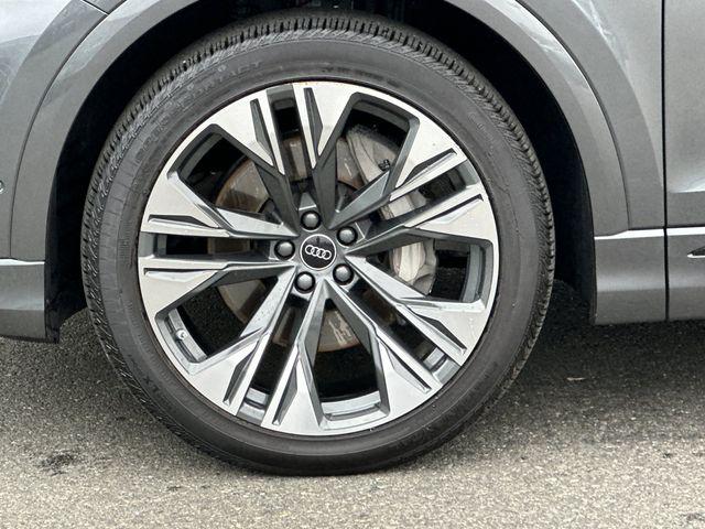 2026 Audi Q8 Premium Plus 55 TFSI quattro Tiptronic
