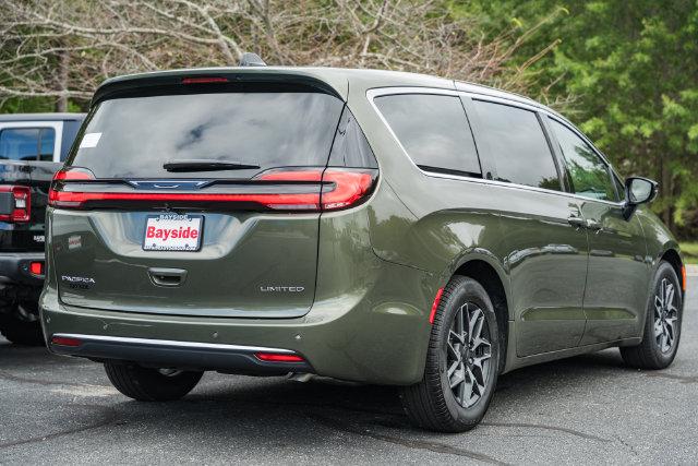 2027 Chrysler Pacifica Limited