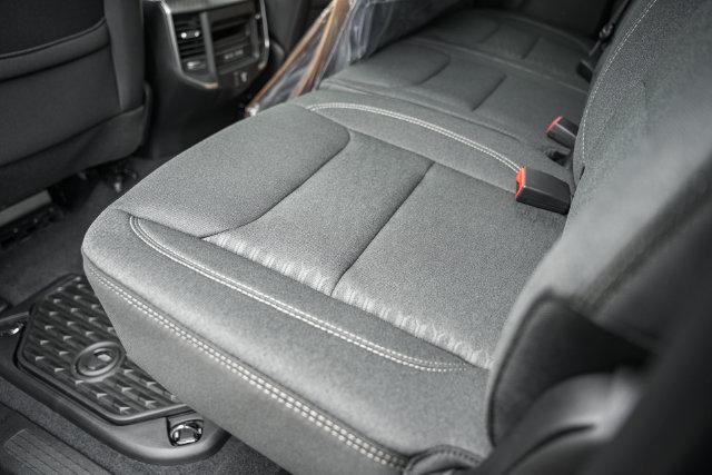 2026 Ram 1500 Big Horn Crew Cab 4x4 64 Box