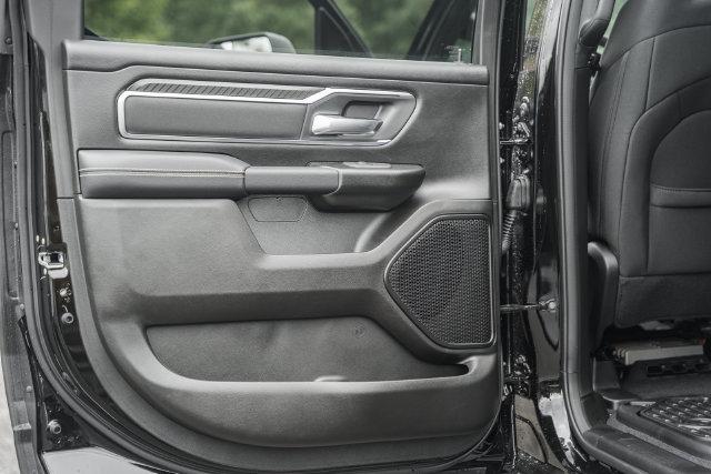2026 Ram 1500 Big Horn Crew Cab 4x4 64 Box