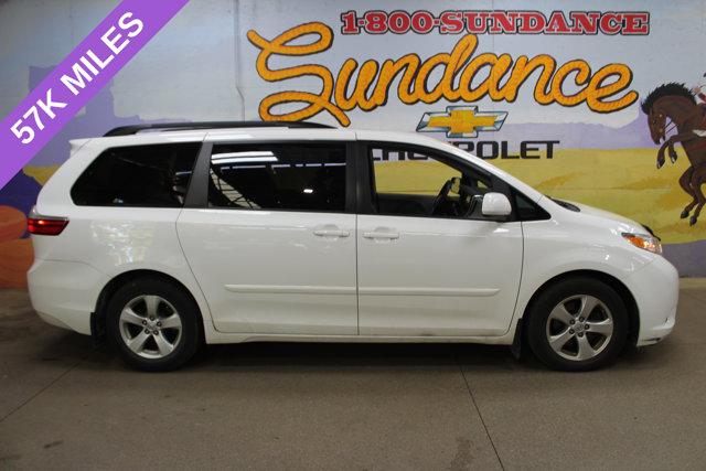 2017 Toyota Sienna LE 8 Passenger for sale in Saint Johns, MI