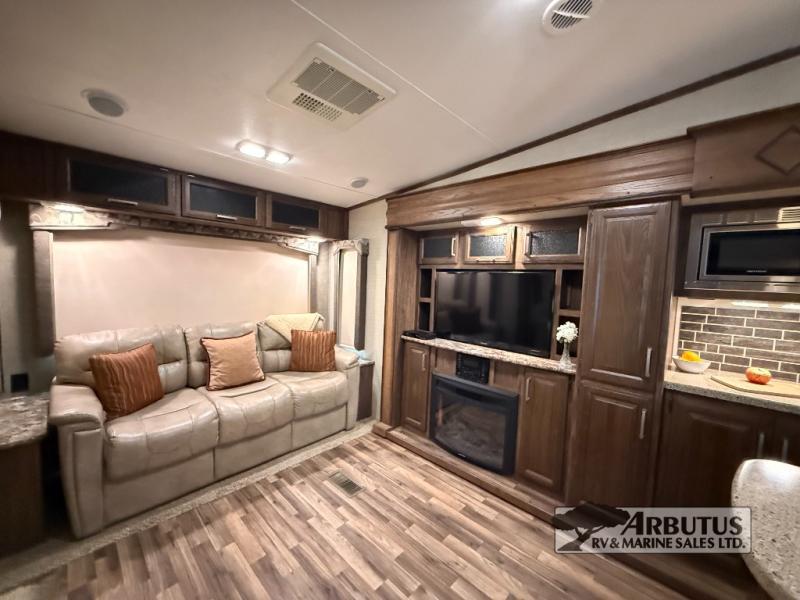 2017 Keystone RV Cougar 333MKS FIFTH WHEEL