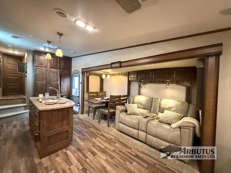 2017 Keystone RV Cougar 333MKS FIFTH WHEEL