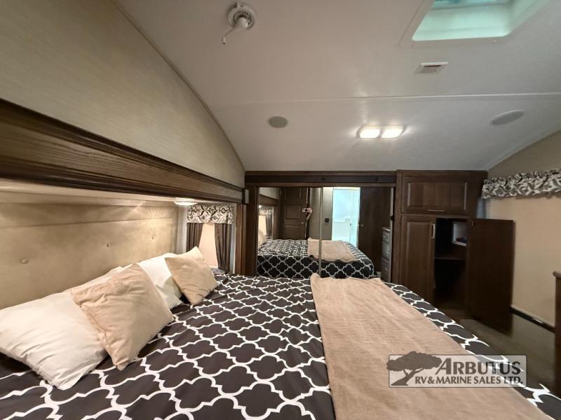 2017 Keystone RV Cougar 333MKS FIFTH WHEEL
