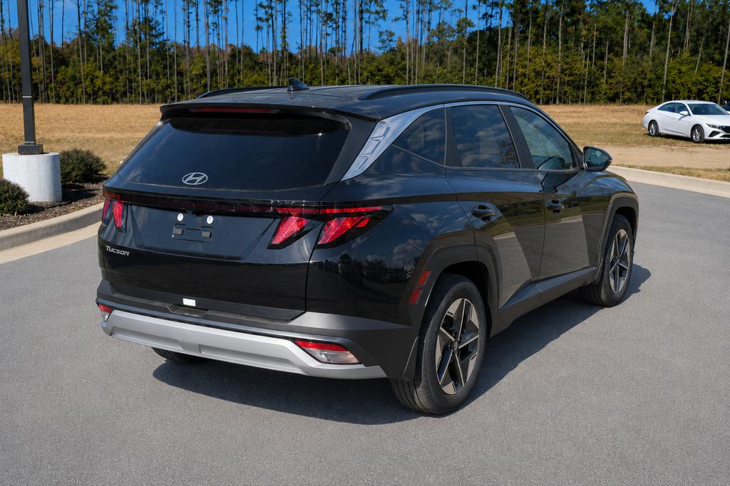 New 2026 Phantom Black HYUNDAI SEL Plus FWD image 5