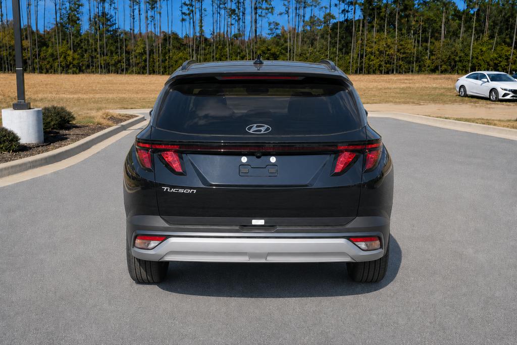 New 2026 Phantom Black HYUNDAI SEL Plus FWD image 6