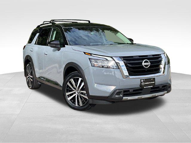2024 Nissan Pathfinder Platinum 4WD for sale in Des Moines, IA