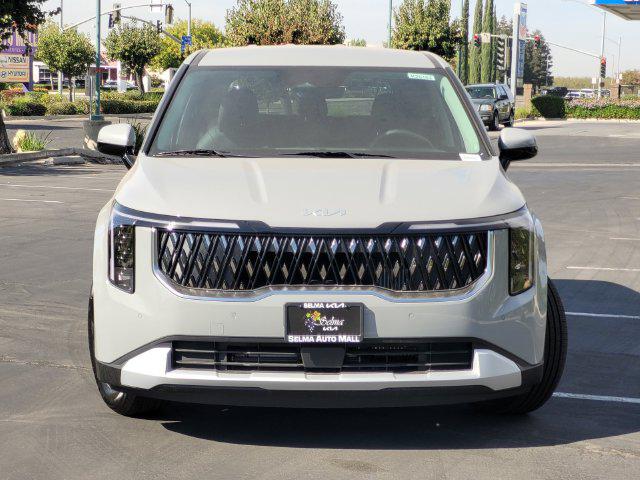 2027 Kia Carnival LXS