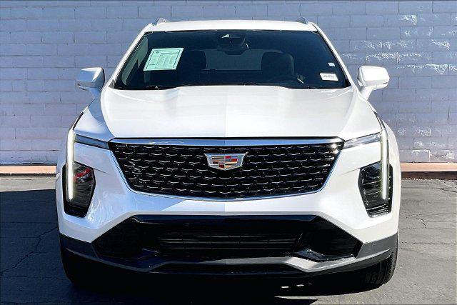 2024 Cadillac XT4 FWD Premium Luxury