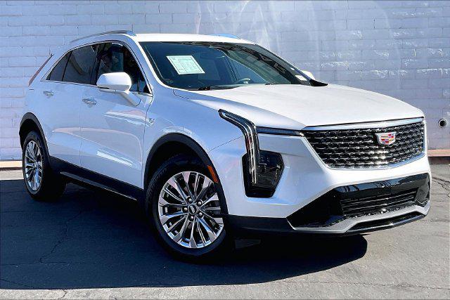 2024 Cadillac XT4 FWD Premium Luxury