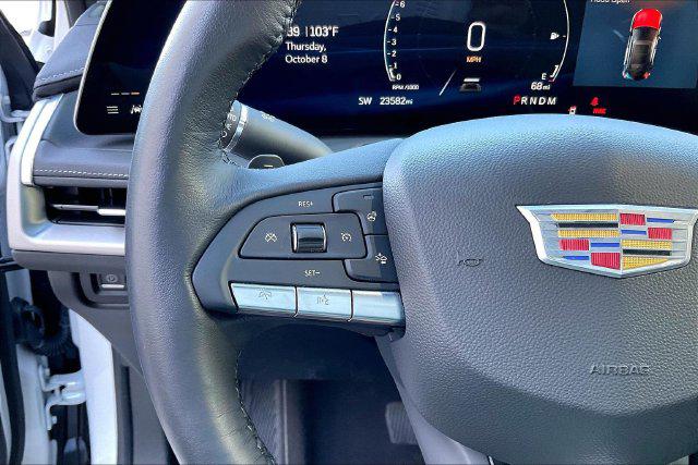 2024 Cadillac XT4 FWD Premium Luxury