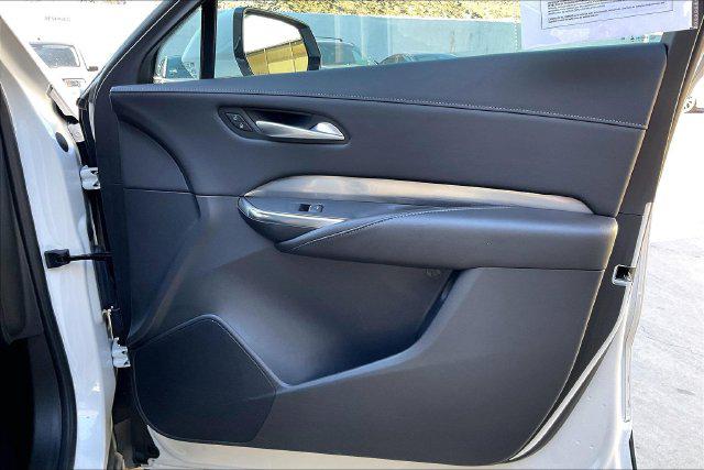 2024 Cadillac XT4 FWD Premium Luxury