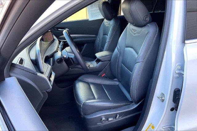 2024 Cadillac XT4 FWD Premium Luxury