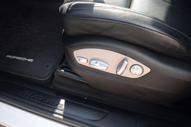 2018 Porsche Macan Base