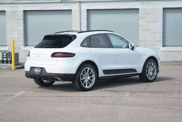 2018 Porsche Macan Base