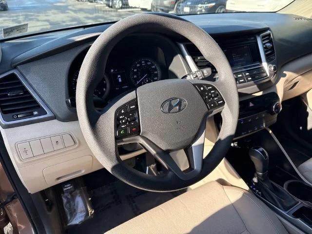 2017 Hyundai Tucson SE 2017 Hyundai Tucson SE