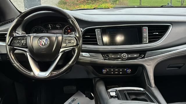 2023 Buick Enclave Essence AWD