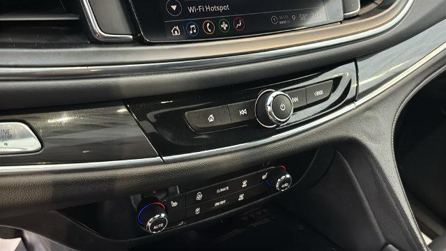 2023 Buick Enclave Essence AWD