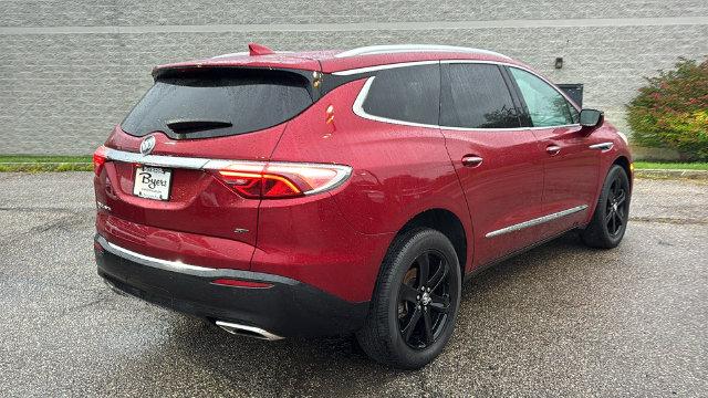 2023 Buick Enclave Essence AWD